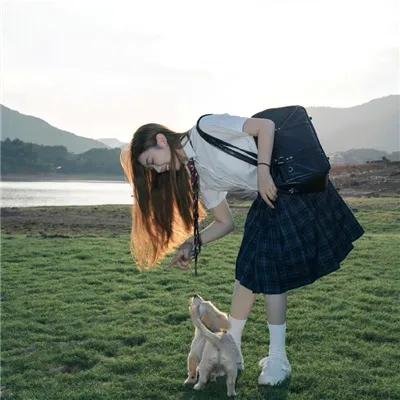 女孩罗塞玛莉